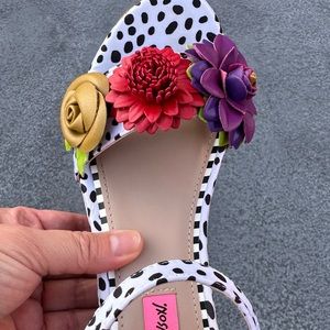 Betsy Johnson heels size 7 used but in great condition